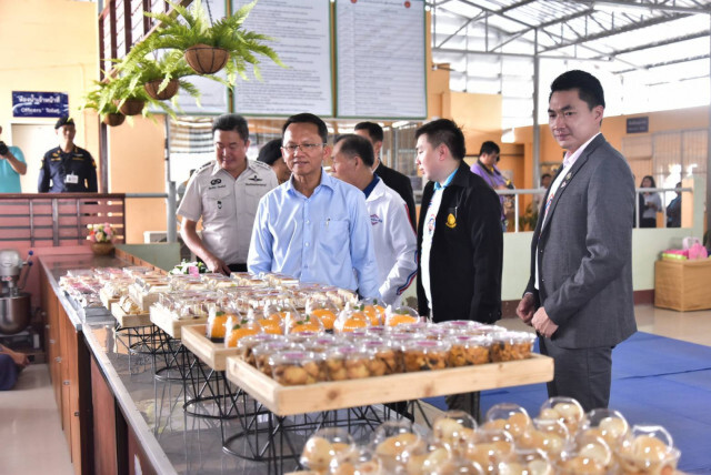 "สมศักดิ์" ดัน ลดภาษีบริษัทที่รับนักโทษ