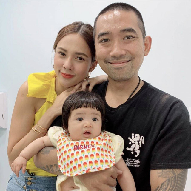 คุณแม่แซ่บเว่อร์ "อุ้ม ลักขณา" อวดหุ่นสุดเซ็กซี่หลังคลอด 5 เดือน