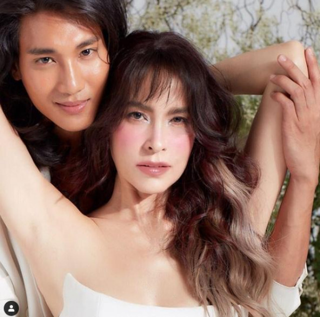 แซ่บจริง!! "มาช่า" ควงนายแบบพม่า "ไป่ ทาคน" ถ่ายแบบ