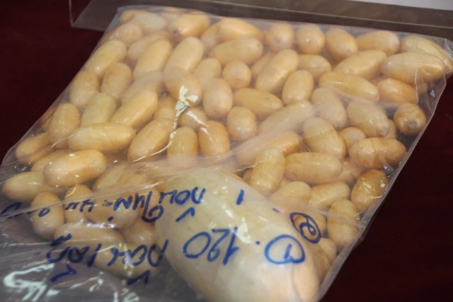 จับสาวเคนยาแอบยัดโคคาอีนในช่องคลอดเข้าไทย