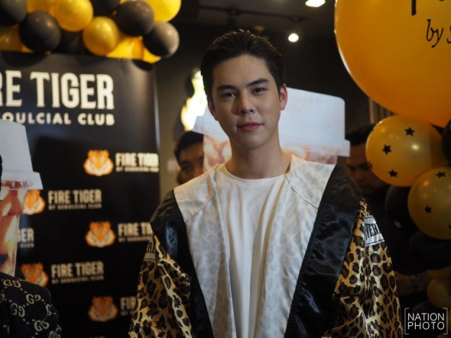 แม่ "พีช พชร" เผยภาพคู่ลูกชาย สุดชื่นใจ!