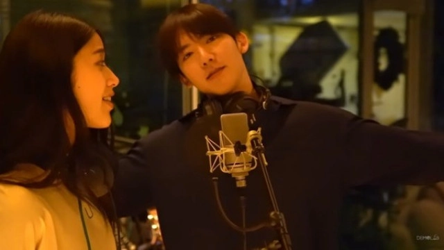 เรตติ้งกระฉูด "โทโมะ-แก้ว" คู่จิ้นในตำนาน คัฟเวอร์ "รักติดไซเรน" คนดูทะลุล้านแล้ว