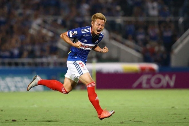 สุดยอดจริง!! "ธีราทร" ติดทีมยอดเยี่ยมเจลีกนัดที่ 25