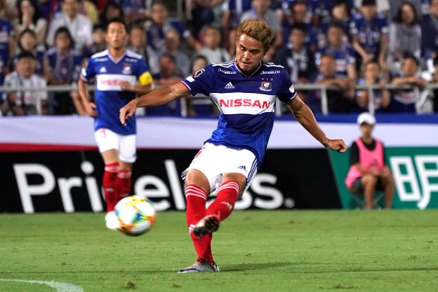 สุดยอดจริง!! "ธีราทร" ติดทีมยอดเยี่ยมเจลีกนัดที่ 25