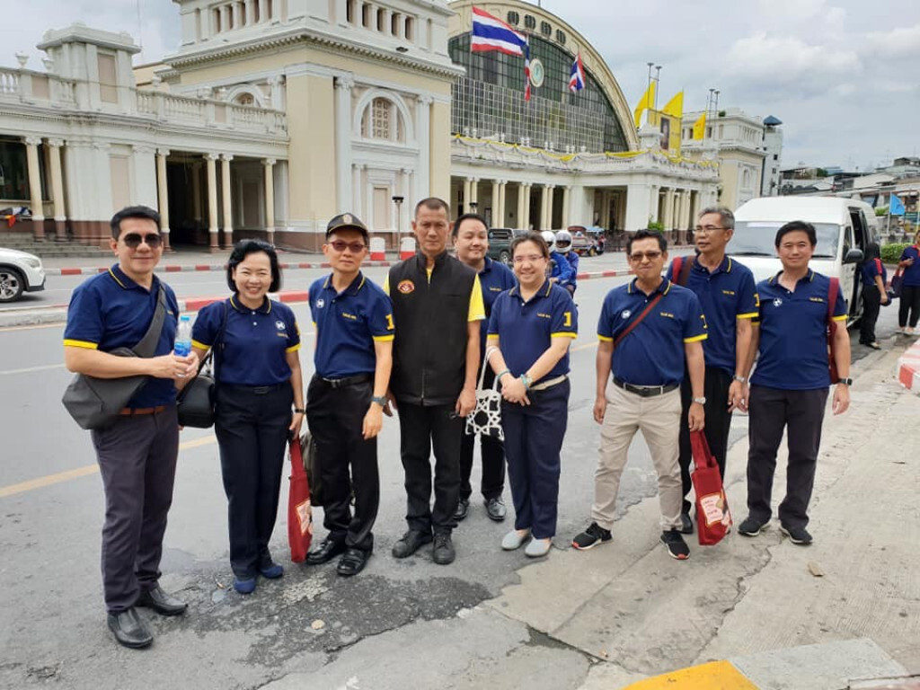 รฟท.จัดกิจกรรม ปันรัก ปันความสุข นำผู้สูงอายุเยี่ยมชมสถานีรถไฟฟ้า