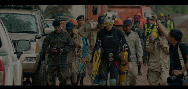 ตัวอย่างแรก The Cave | นางนอน