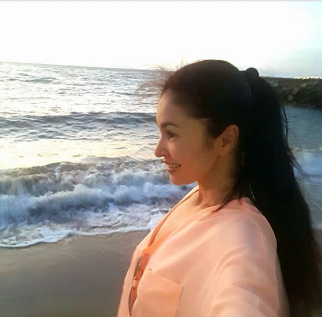 สวยไม่เปลี่ยน! 'แอนนา นาตาชา' อดีตคนรัก 'ตุ้ย ธีรภัทร์'