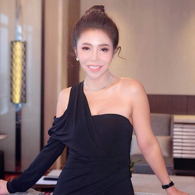 โซเชียลว่าเด็ด! แคปชั่นแม่ "พีช พชร" แห่เมนต์เพียบ