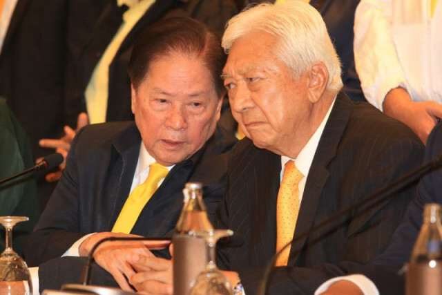 "พิเชษฐ" ถอนตัวจากรัฐบาล หลังพลาดเก้าอี้ประธานกมธ.