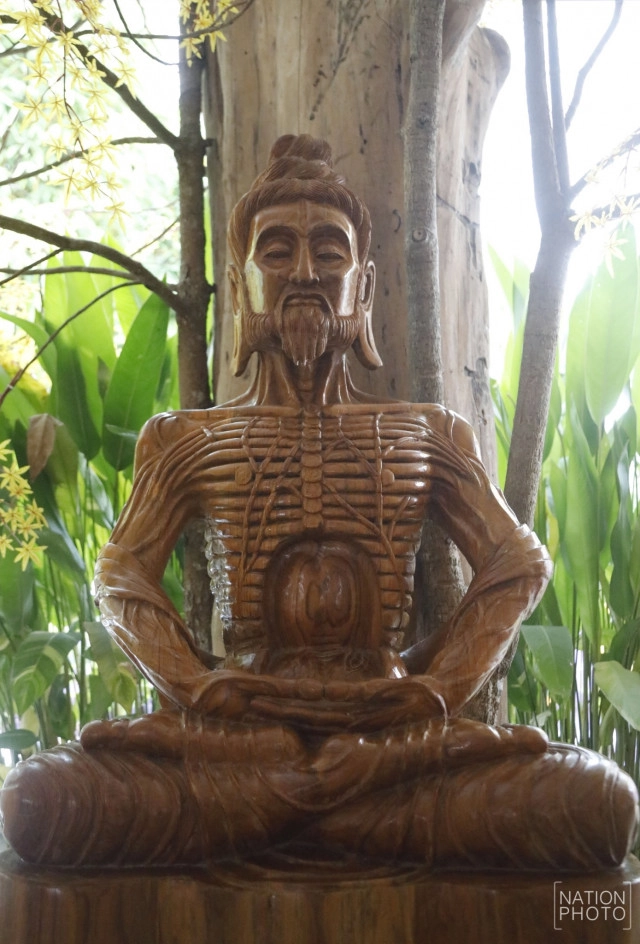 ศุกร์ (สุข) ละวัด : วัดไทยสามัคคี