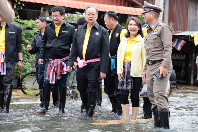 พลังงาน-ปตท.-กฟผ. ช่วยผู้ประสบภัยภาคอีสาน จ.ร้อยเอ็ด