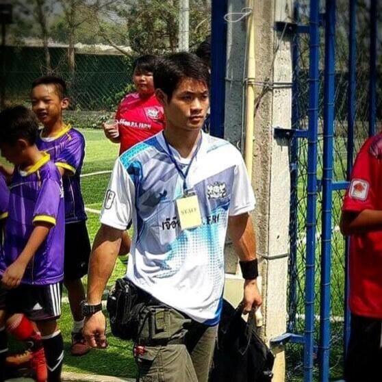 โค้ชเอก....เดือดชาวเน็ตดราม่าได้เงินทีเซอร์หนัง 13 หมูป่า