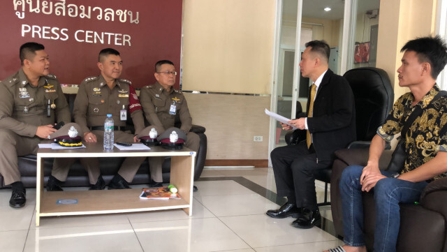 บุกร้อง "บิ๊กแป๊ะ" ขอตรวจวงจรปิด เหตุน้องชายถูกตำรวจยิงหัวดับ