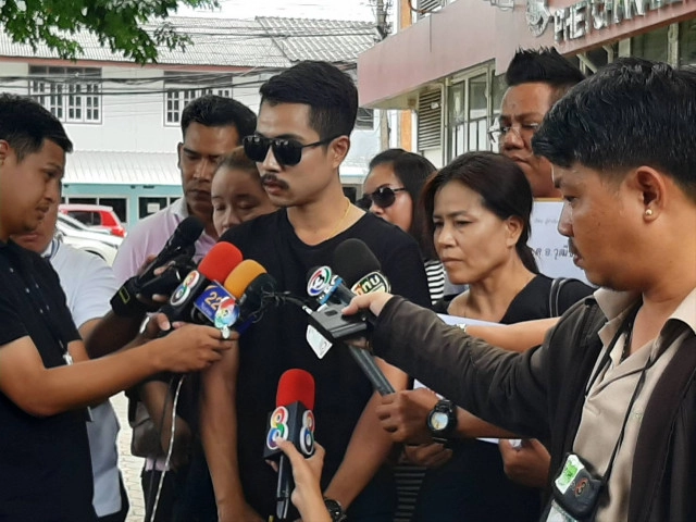 แม่-พี่ชาย น้องบุ๋ม เหยื่อ "โอเล่ หวานเจี๊ยบ" นำคลิปลับมอบให้ตำรวจเพชรเกษม