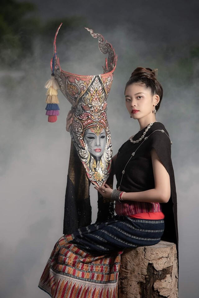 ไม่ทันข้ามคืน ดราม่าชุดประจำชาติ เวที Universe