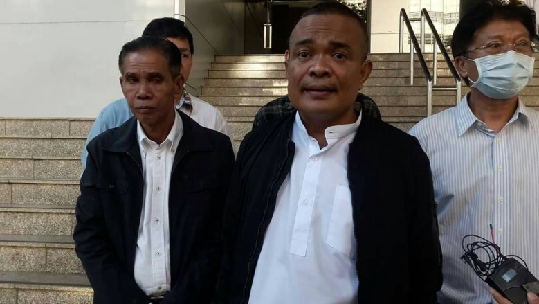 ศาลอุทธรณ์ให้นับโทษจำคุก "ตู่ จตุพร" หมิ่น "อภิสิทธิ์" ใหม่