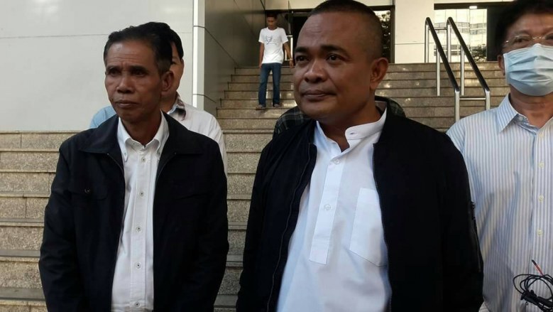 ศาลอุทธรณ์ให้นับโทษจำคุก "ตู่ จตุพร" หมิ่น "อภิสิทธิ์" ใหม่