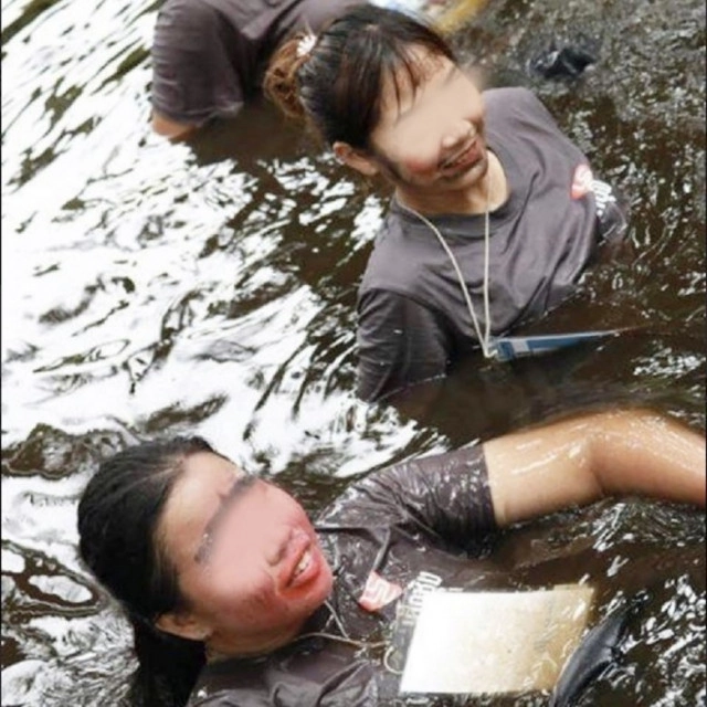 มาอีกแล้ว!! มหาวิทยาลัยดัง รับน้องโหด ลงบ่อเน่าจนติดเชื้อ