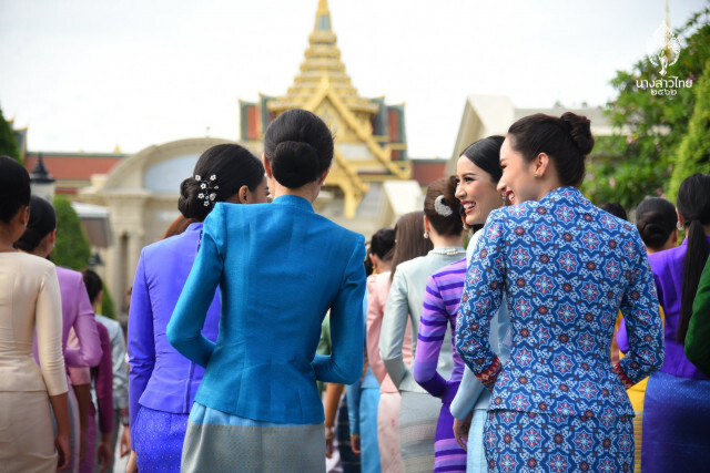 39 ผู้เข้าประกวดนางสาวไทย 2562 สวมชุดไทยจิตรลดา ชมความงดงามวัดพระแก้ว สักการะศาลหลักเมือง