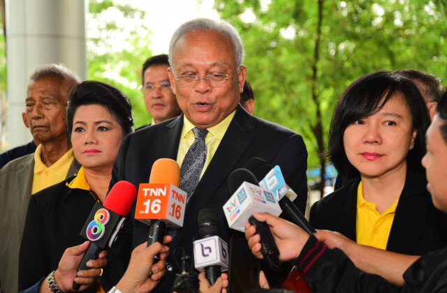 "ทบ." ยกคำสั่งศาล ไม่ฟ้อง "อภิสิทธิ์"-สุเทพ" คดี "พัน คำกอง" เสียชีวิตชุมนุมปี 53