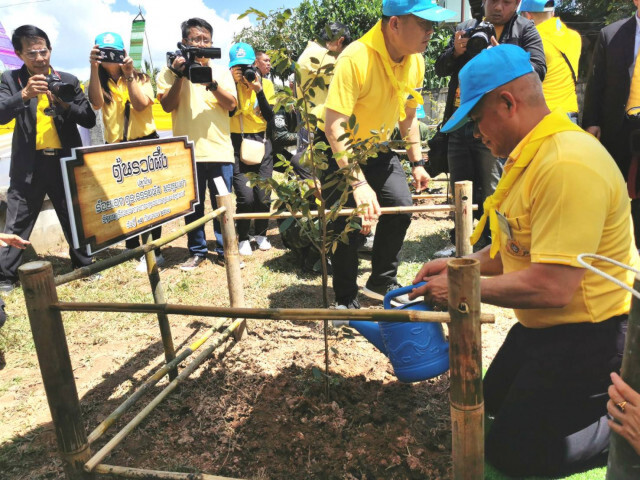 ชาวพะเยา แห่ให้กำลังใจ"ธรรมนัส" เนืองแน่น