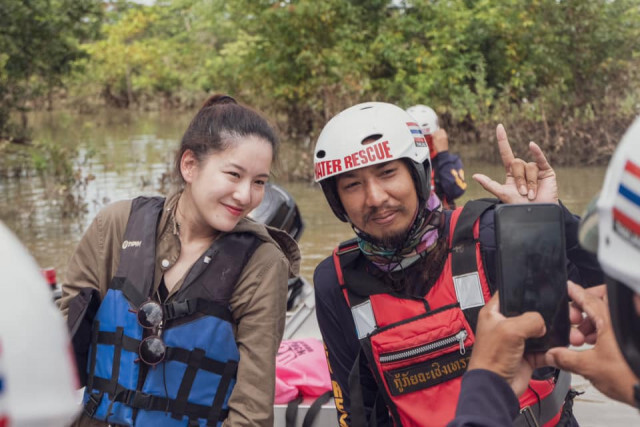 'ได๋ ไดอาน่า' แนะช่วยให้ถูกจุด หลังลงพื้นที่ช่วยน้ำท่วมอุบลฯ