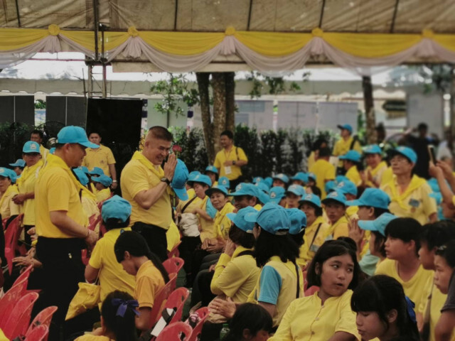 ชาวพะเยา แห่ให้กำลังใจ"ธรรมนัส" เนืองแน่น