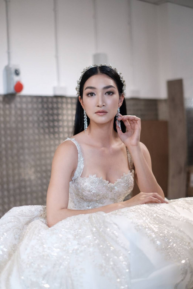 ต้องให้! "แพนเค้ก" ประกาศศักดาความปังบนรันเวย์ "ลอนดอนแฟชั่นวีค 2019"