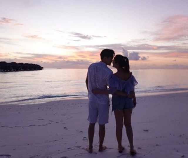 แฮปปี้เวอร์! 'ตู่ ภพธร' ควงภรรยา จัดทริปสุดสวีท