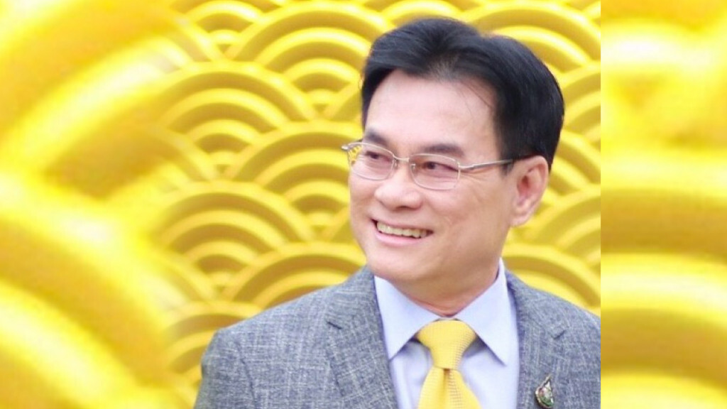 "จุรินทร์" เตือนทำซีเอสอาร์ห้ามแฝงการเอาเปรียบสังคม "จุรินทร์" เตือนทำซีเอสอาร์ห้ามแฝงการเอาเปรียบสังคม