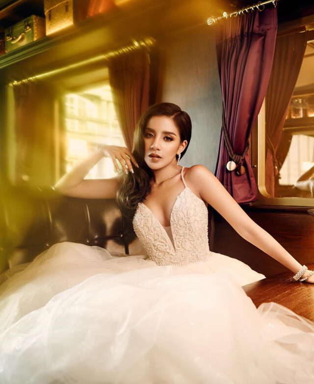 "ใบเตย-ดีเจแมน" ปล่อย "ภาพพรีเวดดิ้ง" ฉบับออฟฟิเชียล จัดเต็ม!