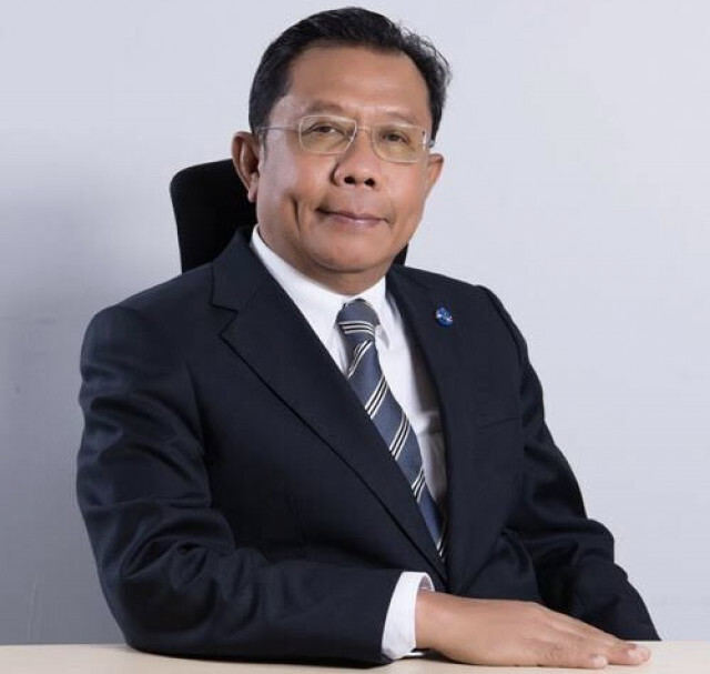 ภท.-ปชป. นัดพบเย็นนี้ ขณะที่ ส.ส.สละเงินเดือน 1 แสน ช่วยน้ำท่วม