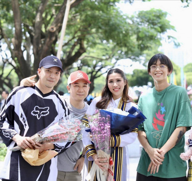 แฟนคลับแห่ยินดี สาวสวยเสียงดี "เอม สาธิดา" ดีกรีปริญญาโท