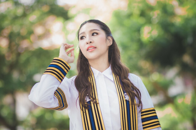 แฟนคลับแห่ยินดี สาวสวยเสียงดี "เอม สาธิดา" ดีกรีปริญญาโท