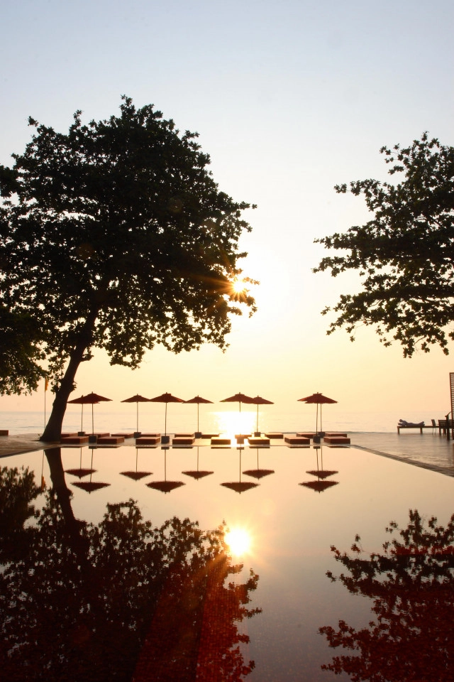 "The Library ห้องสมุดริมทะเล" @เกาะสมุย