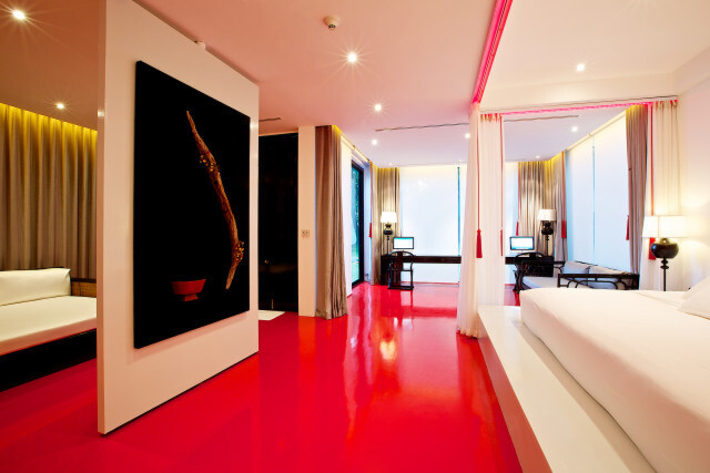 โรงแรม "The Library"  วิวทะเลกับหนังสือคู่ใจ