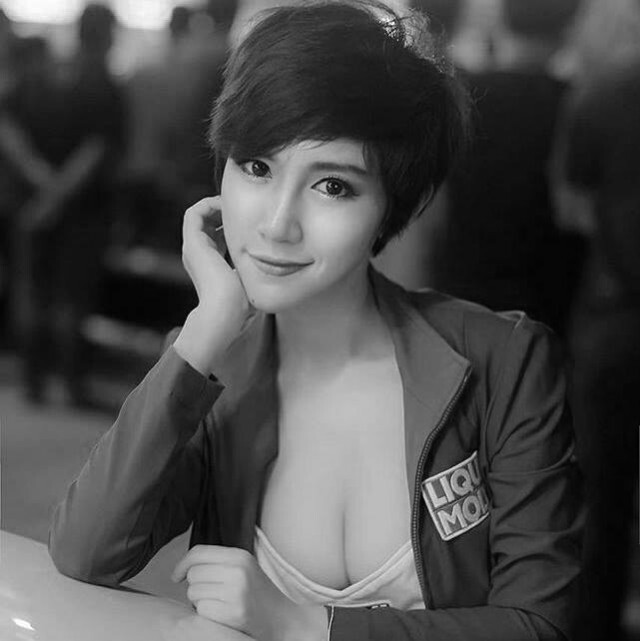 เพื่อนพริ้ตตี้ สัมผัสได้ "ลันลาเบล" มาหา