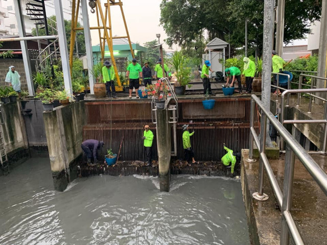 ผู้ว่าฯ เตือนชาวกรุง ฝนตกต่อเนื่อง 80% ย้ำเจ้าหน้าที่ยังคงทำงานต่อเนื่อง 24 ชม.