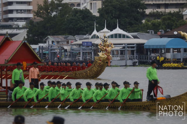เปิดภาพชุด "การซ้อมย่อยขบวนพยุหยาตราทางชลมารค ครั้งที่ 6"
