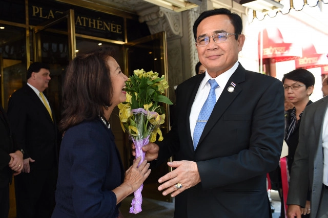 กำลังใจพรึ่บ! "นายกฯ" พบปะชุมชนไทยในสหรัฐฯ ต้อนรับอบอุ่น
