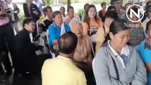 "ถาวร" ลงพื้นที่ น้ำท่วม ช่วยชาวอุบลฯ