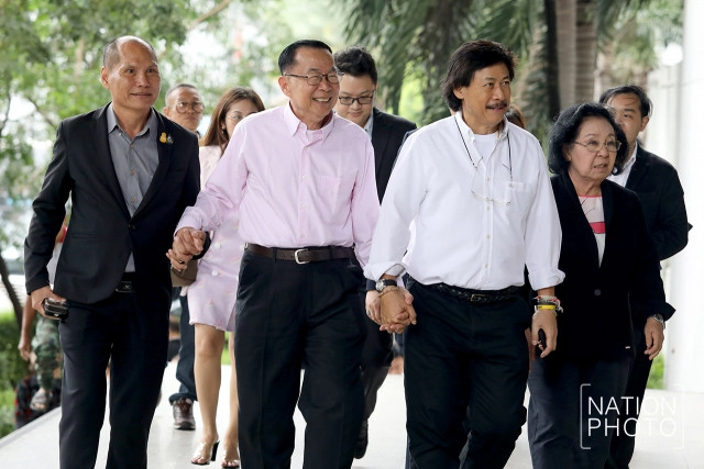 แกนนำ "นปช." เข้าฟังคำพิพากษาศาลฎีกาคดีบุกบ้านสี่เสาฯ