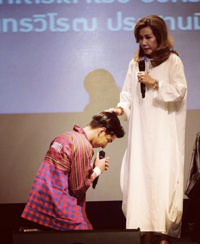 "โตโน่" ลั่นไหนครับคนรู้ใจผม?  ปลื้ม มีทแอนด์กรี๊ด  แฟนคลับให้กำลังใจแน่น