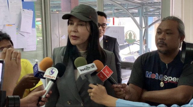 "มนัญญา" บุกดูขั้นตอนตรวจสอบสารเคมีนำเข้า หวั่น 3 สารร้ายเล็ดลอด