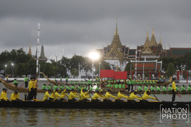 เปิดภาพชุด "การซ้อมย่อยขบวนพยุหยาตราทางชลมารค ครั้งที่ 6"