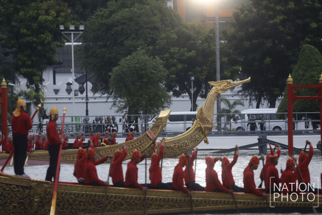 เปิดภาพชุด "การซ้อมย่อยขบวนพยุหยาตราทางชลมารค ครั้งที่ 6"