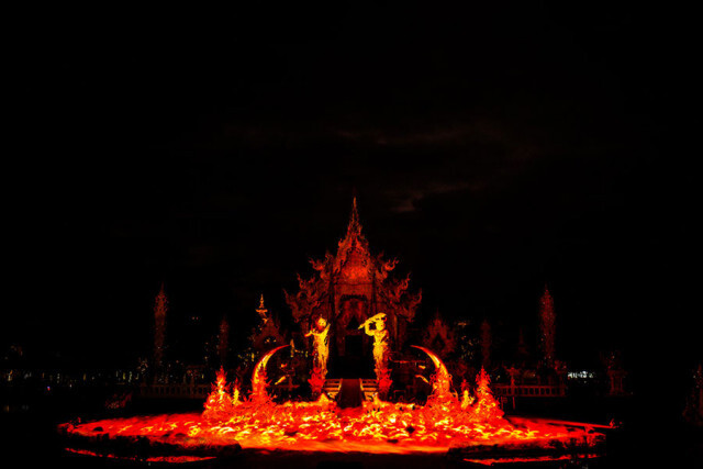วัดร่องขุ่น LIGHT FEST ปลุกมิติมหัศจรรย์ ยามค่ำคืนเป็นครั้งแรก
