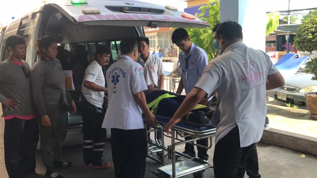 ระทึก! นั่งร้านคอนโดหรูพัทยาถล่ม แรงงานต่างด้าวร่วงดับ 1 สาหัส 3