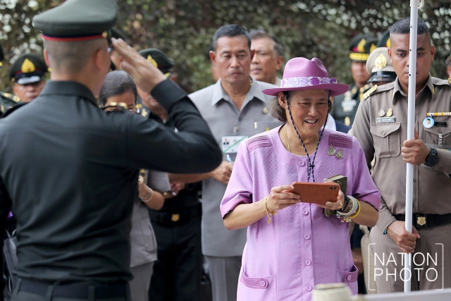 กรมสมเด็จพระเทพฯ เสด็จฯ มาปฎิบัติพระราชกรณียกิจภายในค่ายสิรินธร
