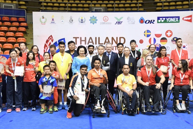 ประมวลภาพพิธีปิดการแข่งขันแบดมินตันคนพิการนานาชาติ